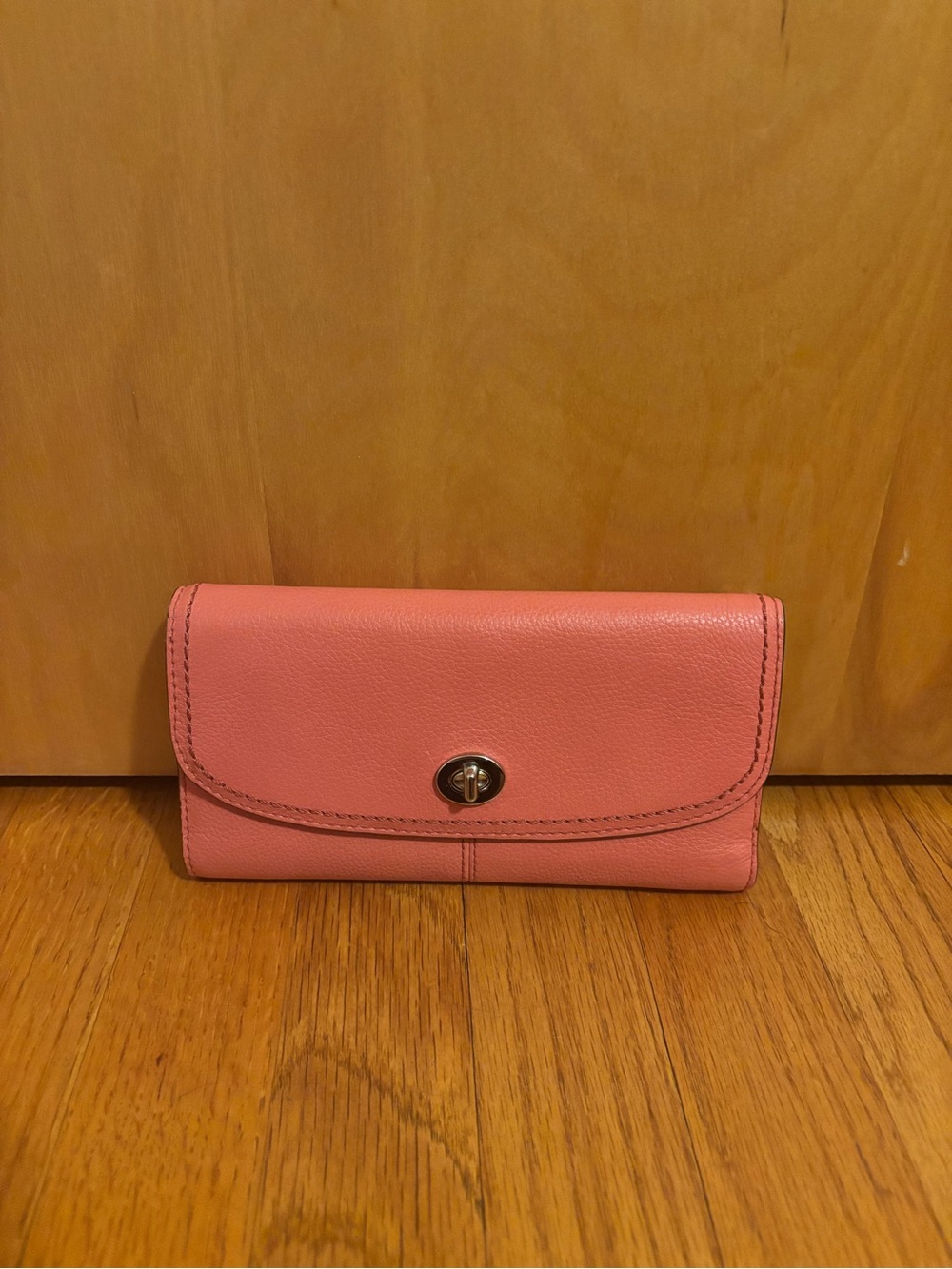 Coach Park Leather Trifold Turnlock Envelope Wallet Salmon/Coral